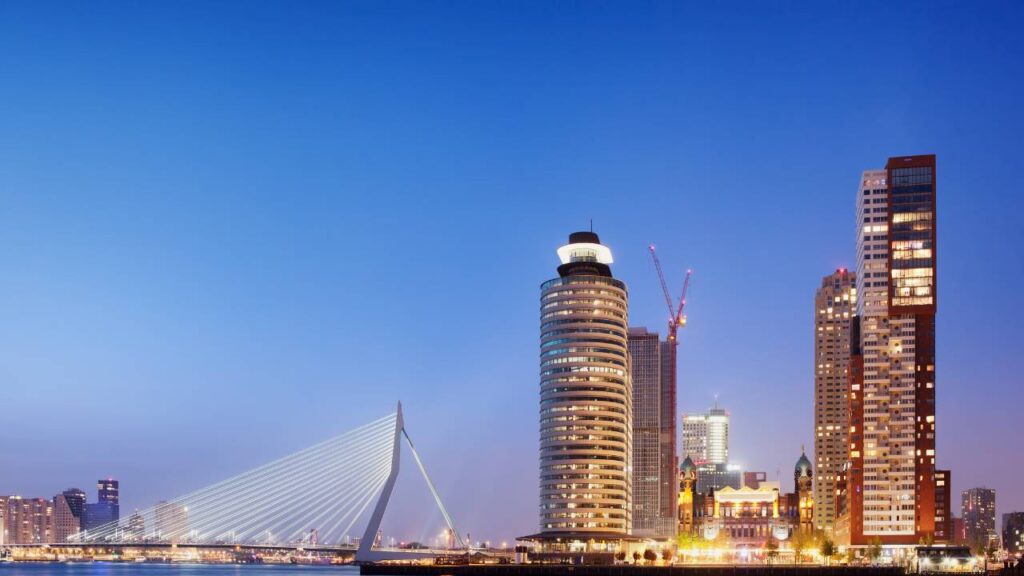skyline van rotterdam